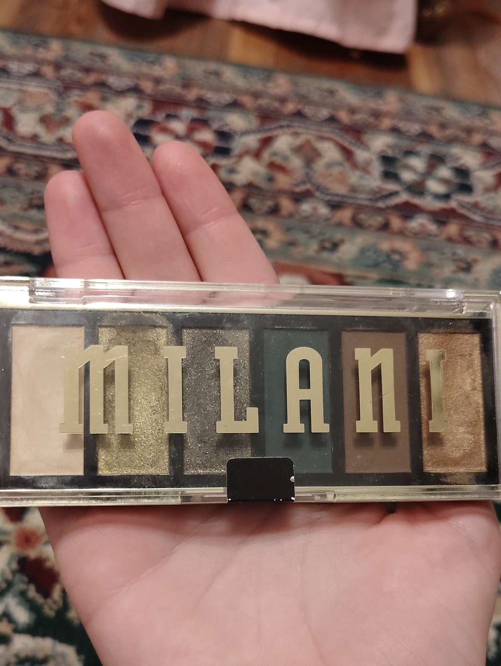 Milani Eyeshadow Palette In Shade 120 Outlaw Olive